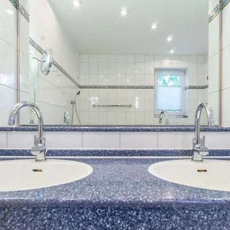 Kurmittelcentrum Zingst